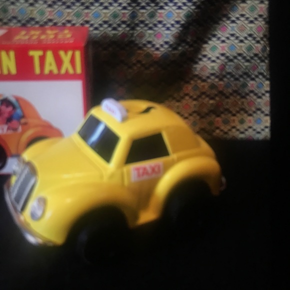Coin Taxi Yellow bump and go Japan - Picture 6 of 6